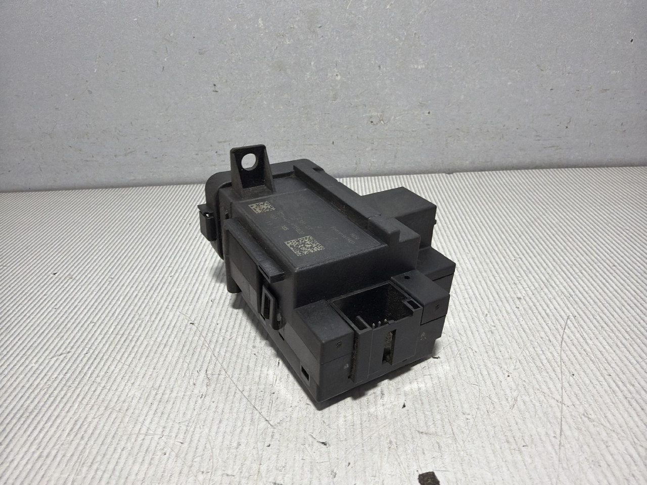 BRAVA PALJENJA AUDI A5 (8T) SPORTBACK > 11-17 8K0909131D