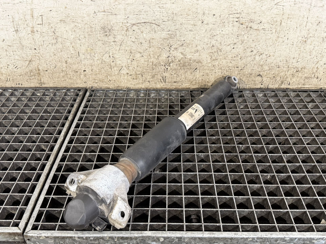 DIJELOVI AMORTIZER AUDI Q5 (FY) > 17 - 20  3.0 80A616025T