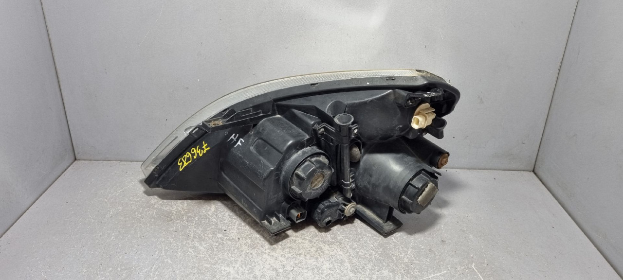 DIJELOVI FAR KIA CARNIVAL > 06-15 921024D0XX