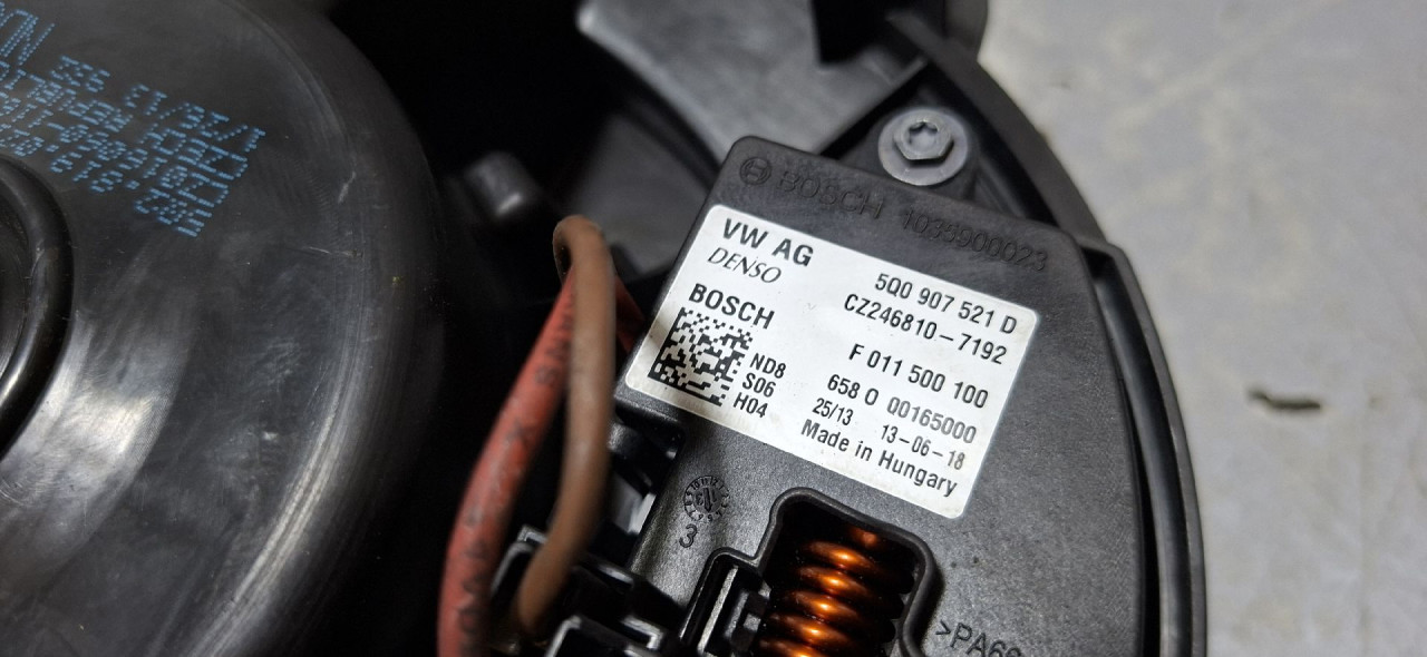 DIJELOVI ELEKTRONIKA REOSTAT VW GOLF 7 > 12-16 2.0 5Q0907521D