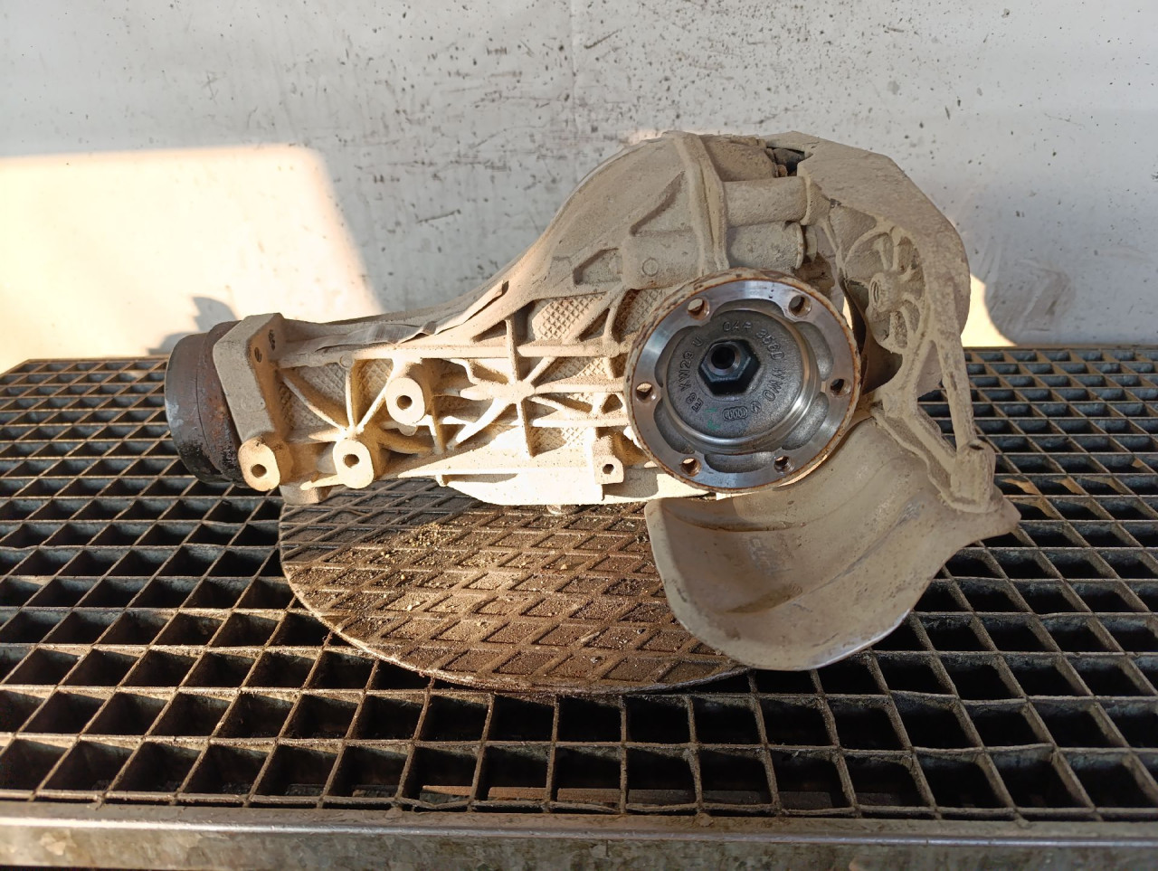 DIJELOVI DIFERENCIJAL AUDI Q5 > 08-11 0AR525083C