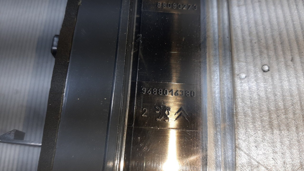 TRECE STOP SVJETLO PEUGEOT 508 > 11-14 9688016380