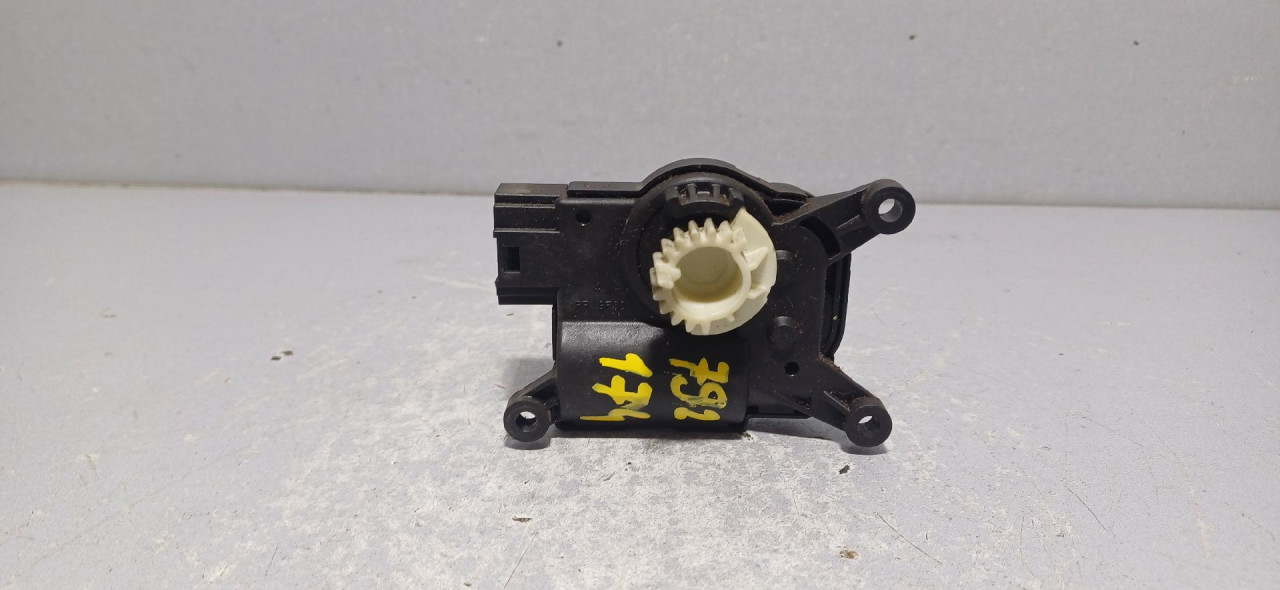 DIJELOVI MOTORIC KLAPNE SEAT ATECA > 16-20 2.0 2Q0907511G