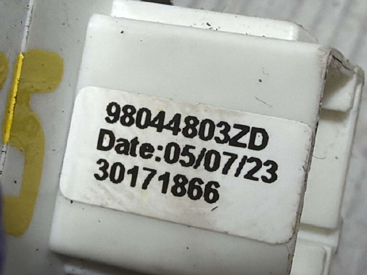 DIJELOVI PREKIDACI PROZORA OPEL ASTRA L > 22 -  1.2 98044803ZD