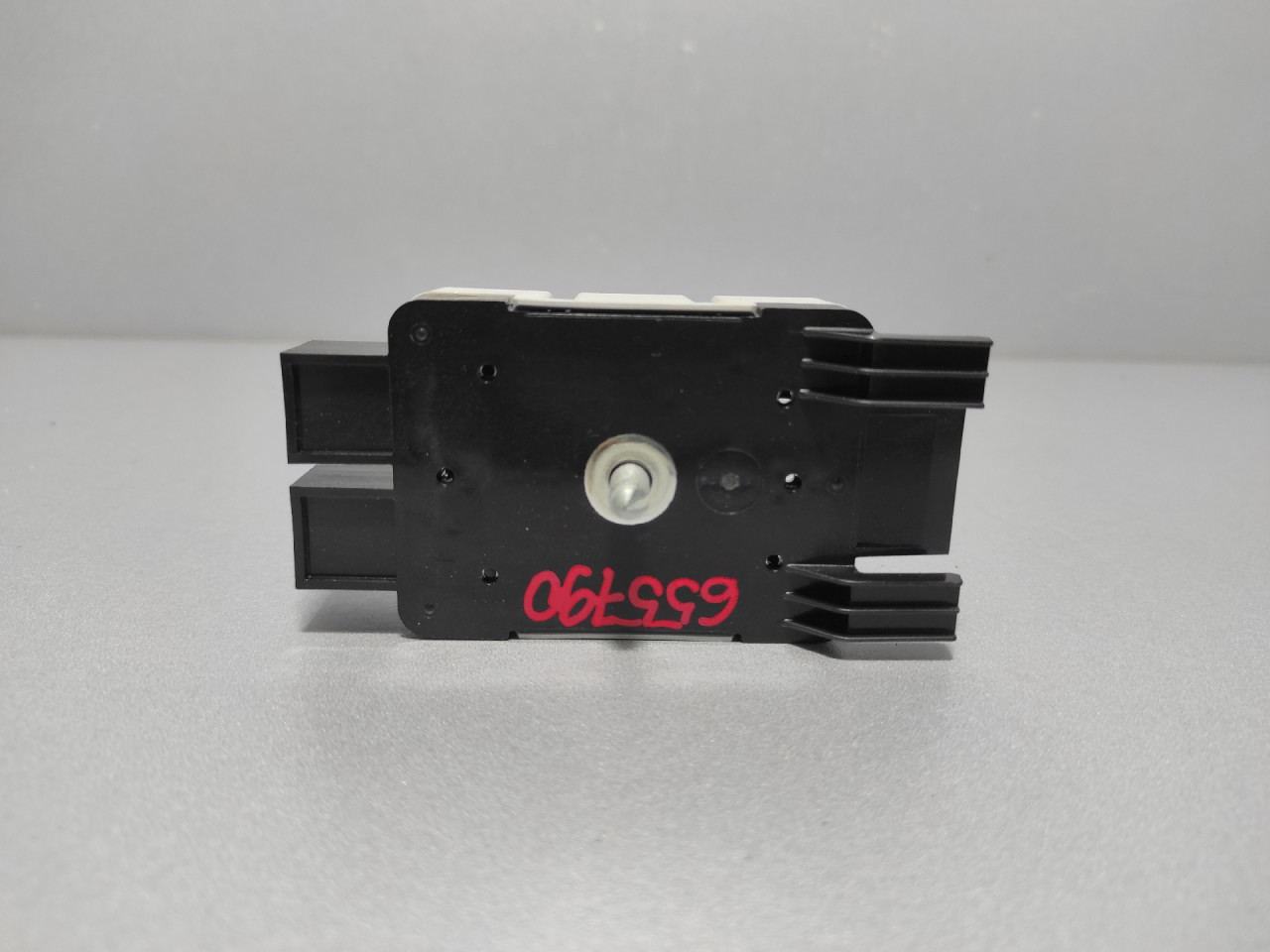 DIJELOVI ANTENA VW GOLF 7 > 12-16 5Q0035570