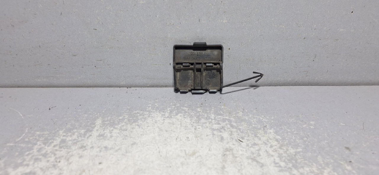 PLASTIKA BRANIKA VW SHARAN > 10- 7n0807155