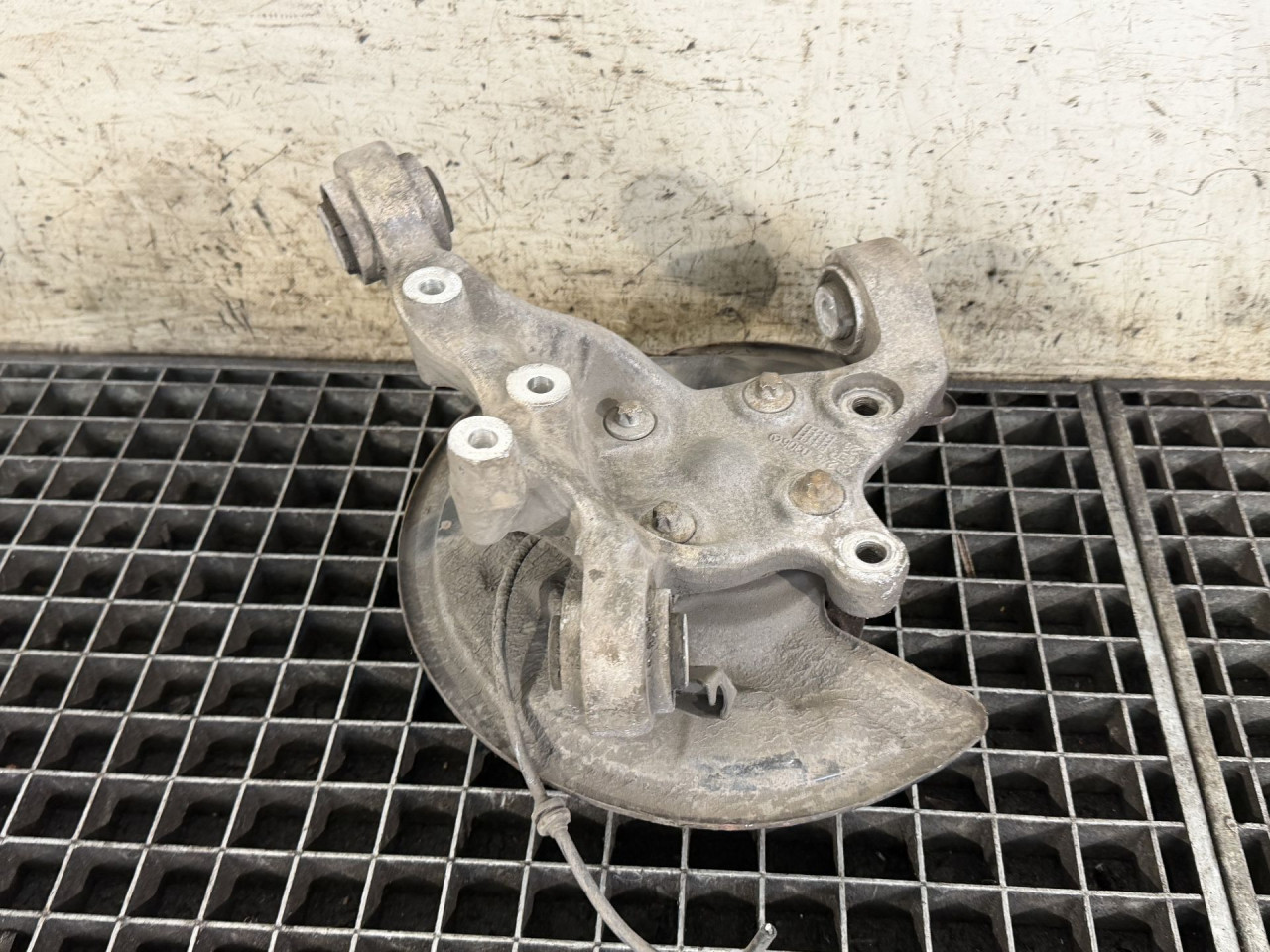 DIJELOVI GLAVCINA MERCEDES B KLASA (W246) > 14-19 2.2 2460306