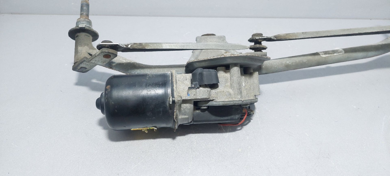 DIJELOVI MOTORIC PREDNJEG BRISACA NISSAN PRIMASTAR > 07-15 2.0