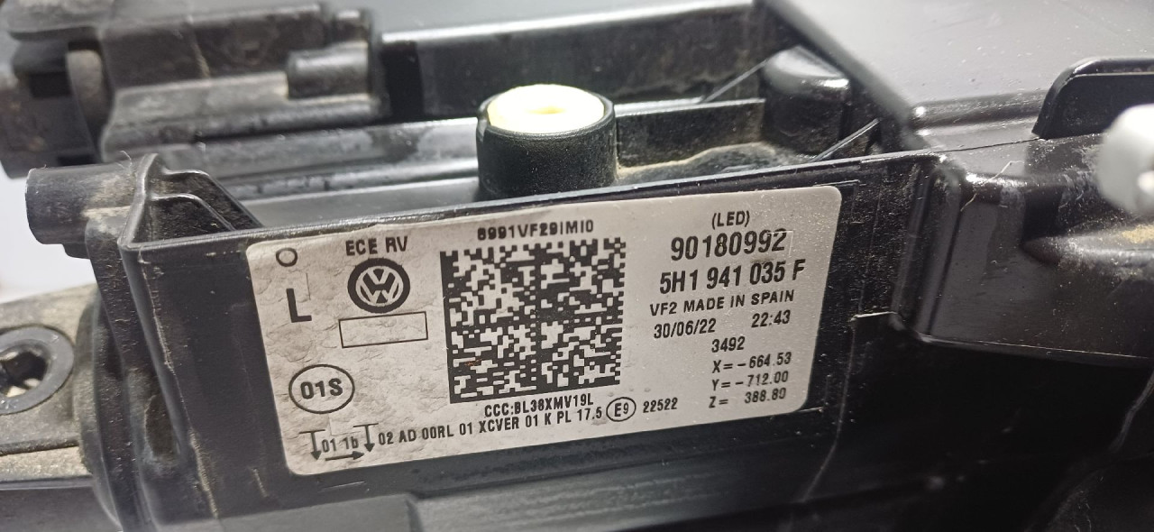 DIJELOVI FAR VW GOLF 8 > 19- 5H1941035F