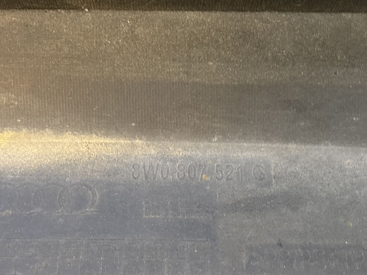 DIJELOVI DIFUZOR AUDI A4 (B9) > 15-18 8W0807521G