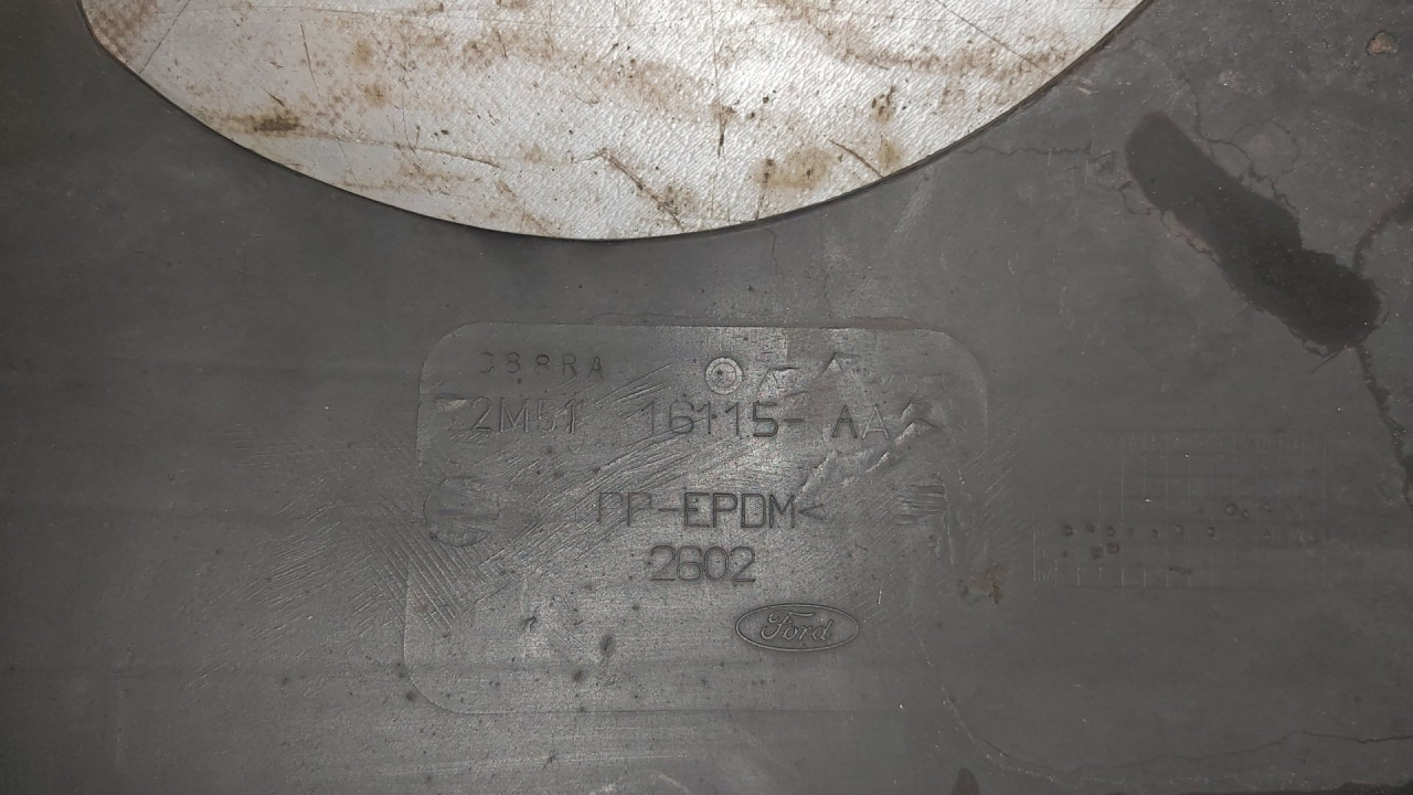 UNUTRASNJI BLATOBRAN FORD FOCUS > 01-05 2M5116115AA