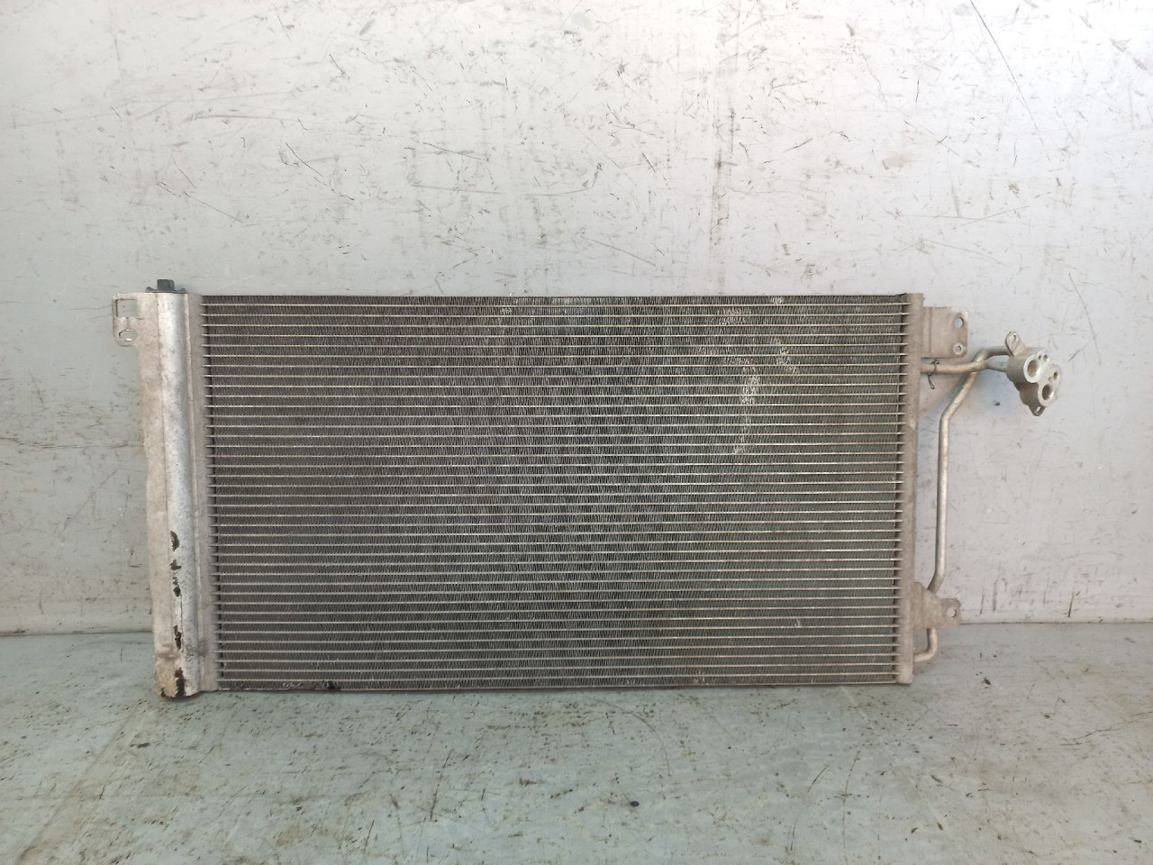 DIJELOVI HLADNJAK KLIME VW T5 > 03-09 7H0820411E