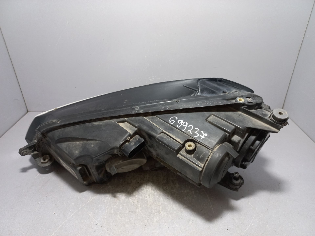 DIJELOVI FAR OSTECEN VW GOLF 7 > 12-16 5G1941006