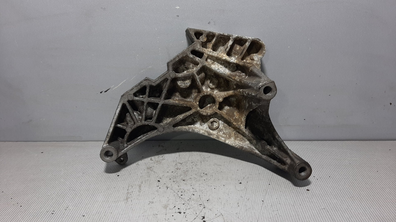 DIJELOVI NOSAC MOTORA AUDI A3 > 08-12 03L199207