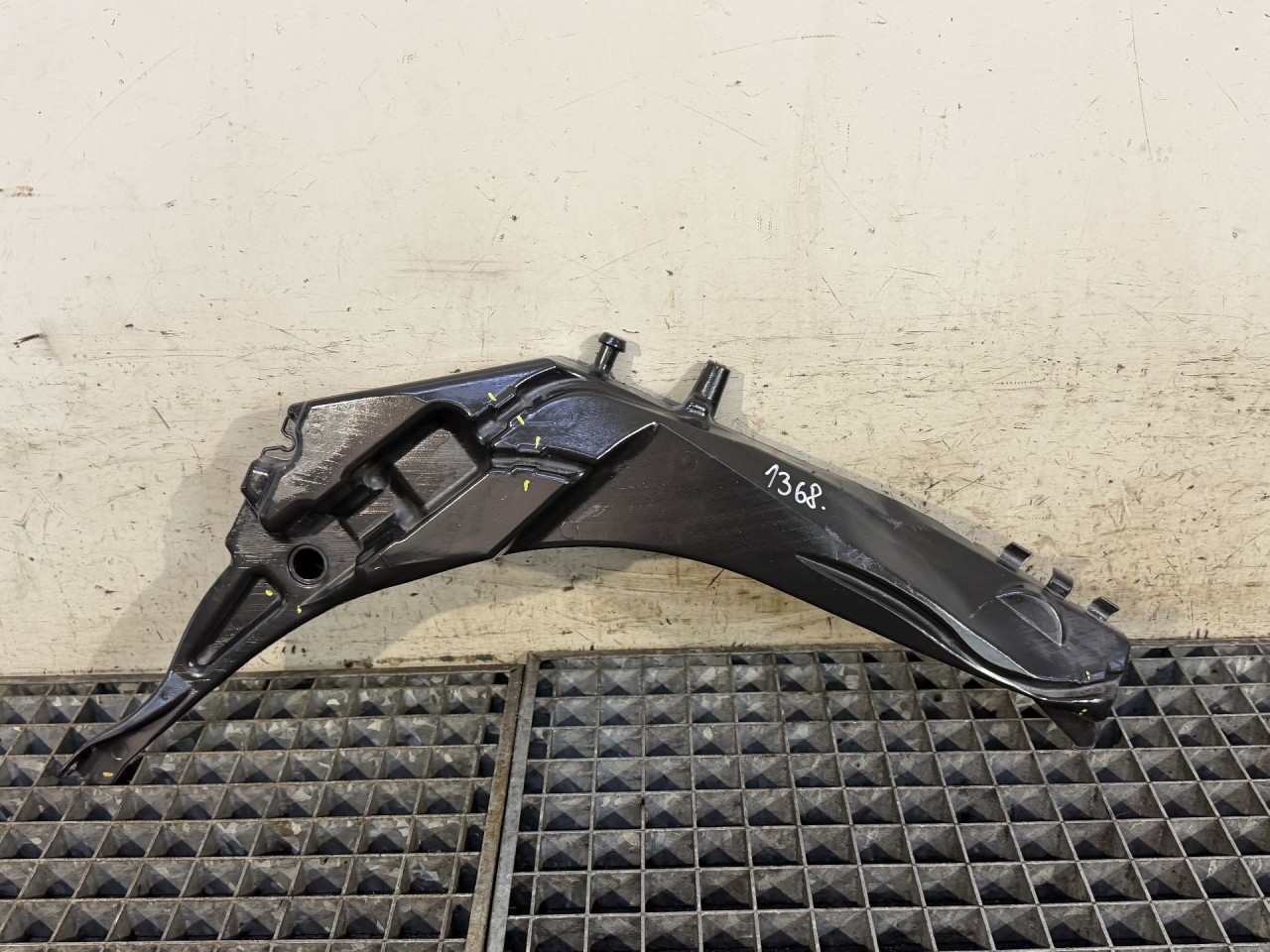 DIJELOVI BOCA VODE BRISACA PEUGEOT 308 > 17-21 1.5 9801927380
