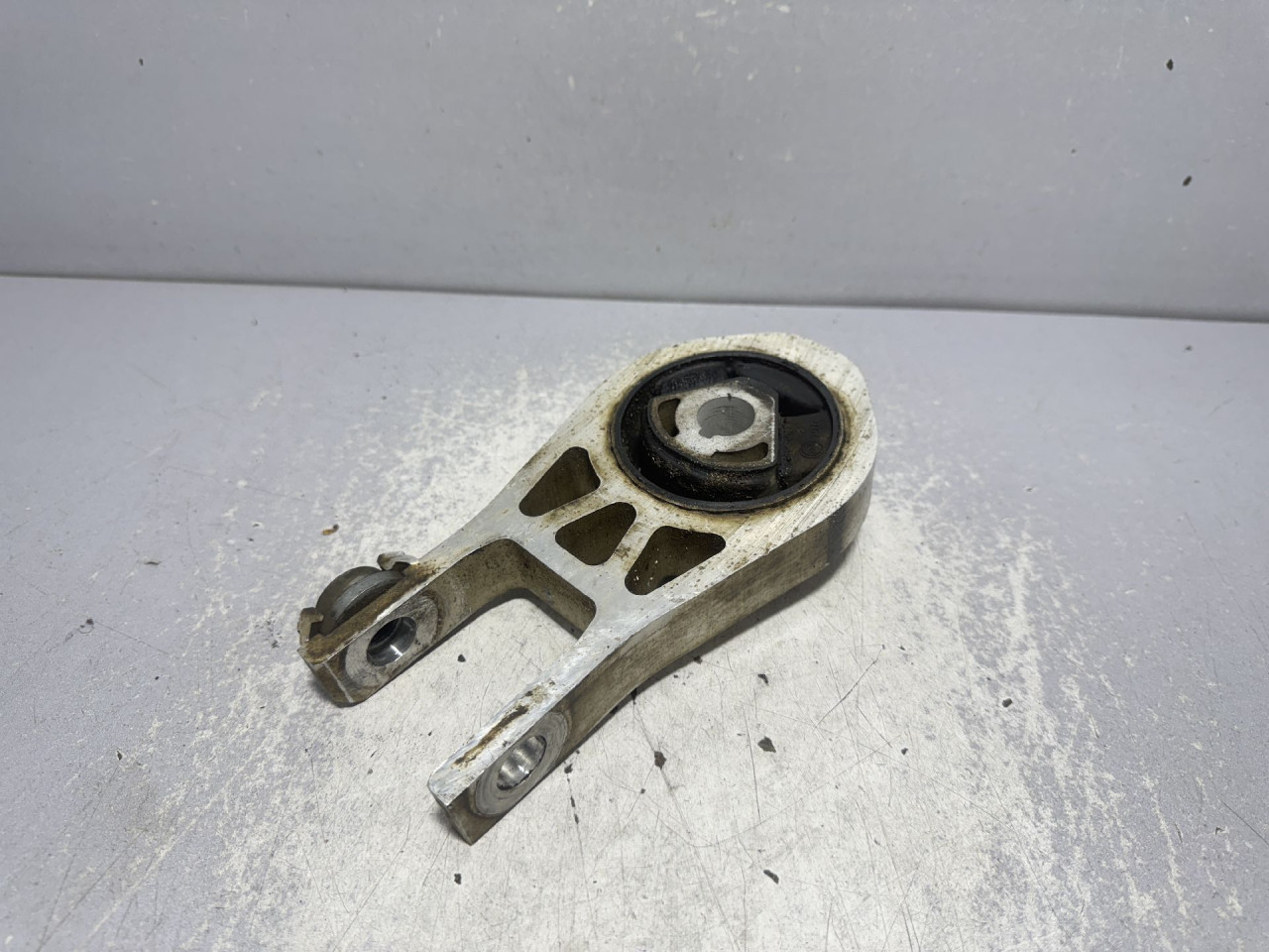 DIJELOVI NOSAC OPEL MOVANO > 14- 01440585080