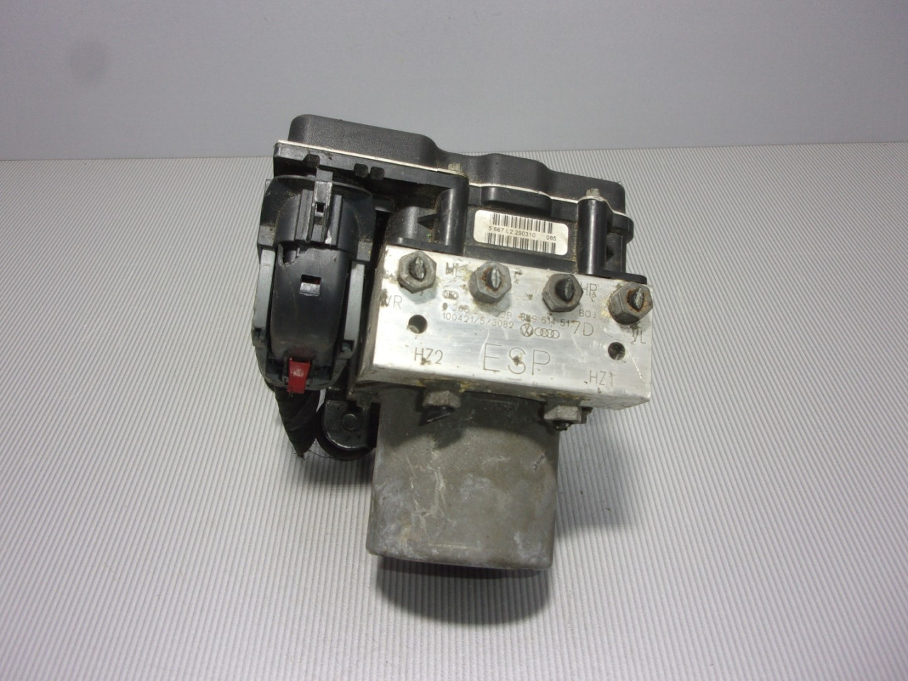 ABS ELEKTRONIKA AUDI A4 (B8) > 07-11 AD024041 8K9907379