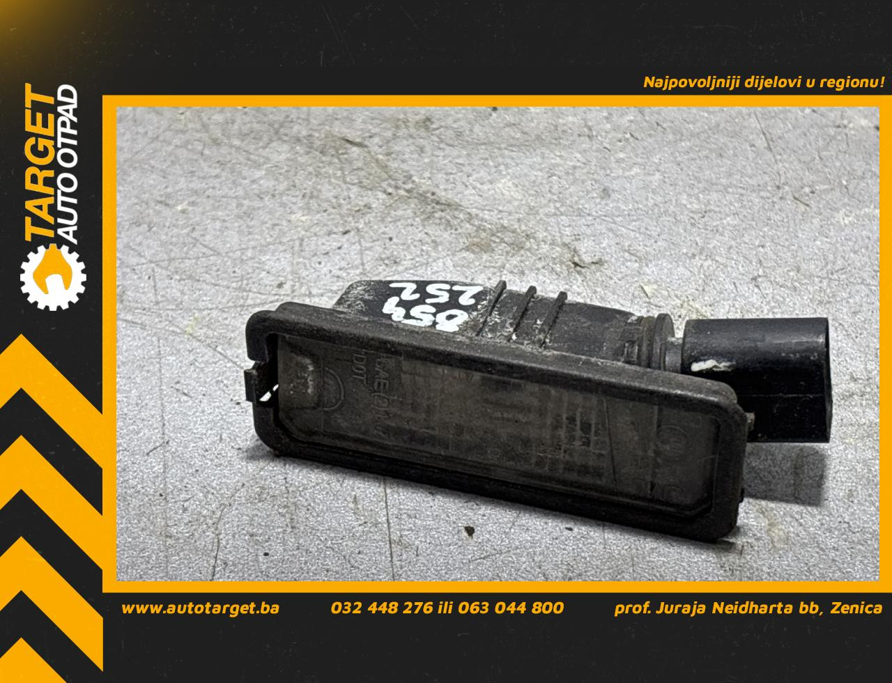 DIJELOVI RASVJETA TABLICA VW GOLF 7 > 12-16 2.0 1K8943021