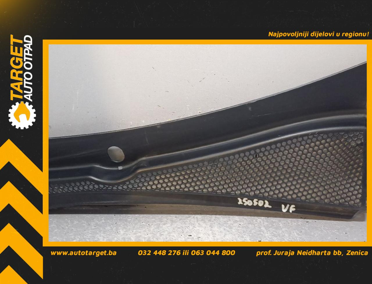 DIJELOVI PLASTIKA PEUGEOT 208 > 15-19 9673302777