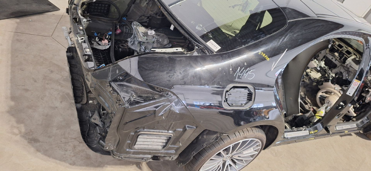 DIJELOVI POLUSTRANICA MERCEDES S KLASA (W223/V223) > 20- 3.0
