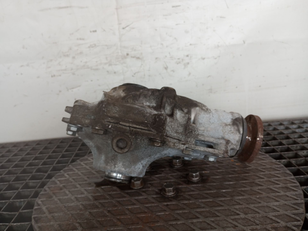 DIFERENCIJAL BMW SERIJA 4 (F32/F33) COUPE > 13-17 75919