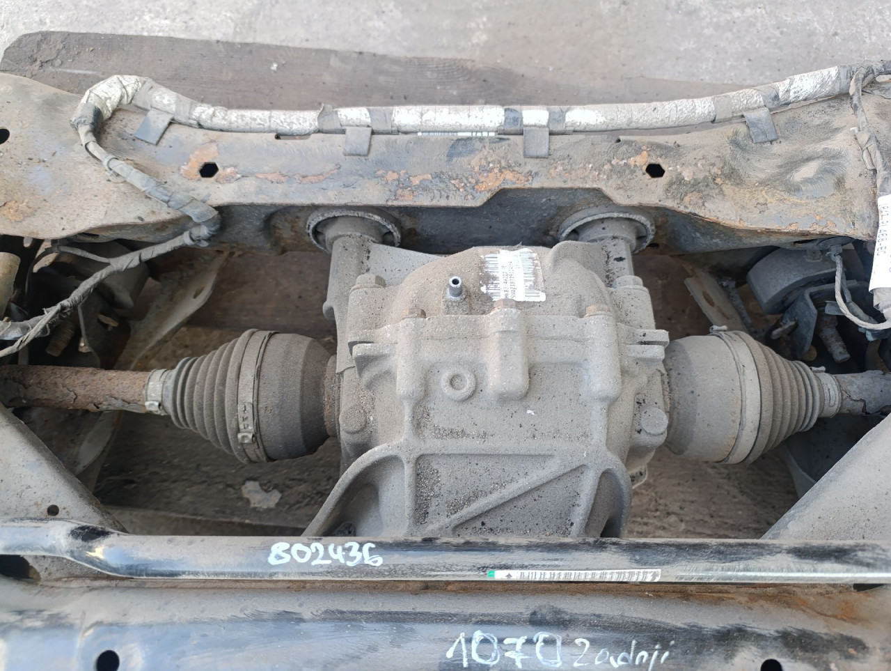DIFERENCIJAL LAND ROVER RANGE ROVER VELAR (L560) > 17 -