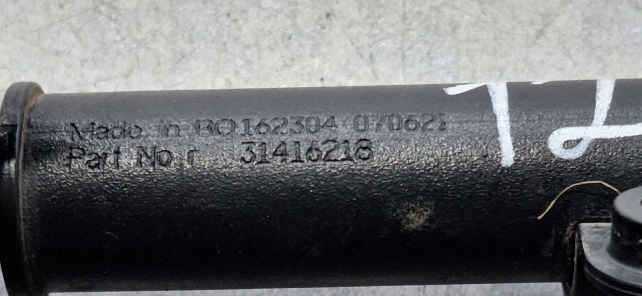 DIJELOVI PRSKALICA ZA FAROVE VOLVO XC60 > 13-17 31416218
