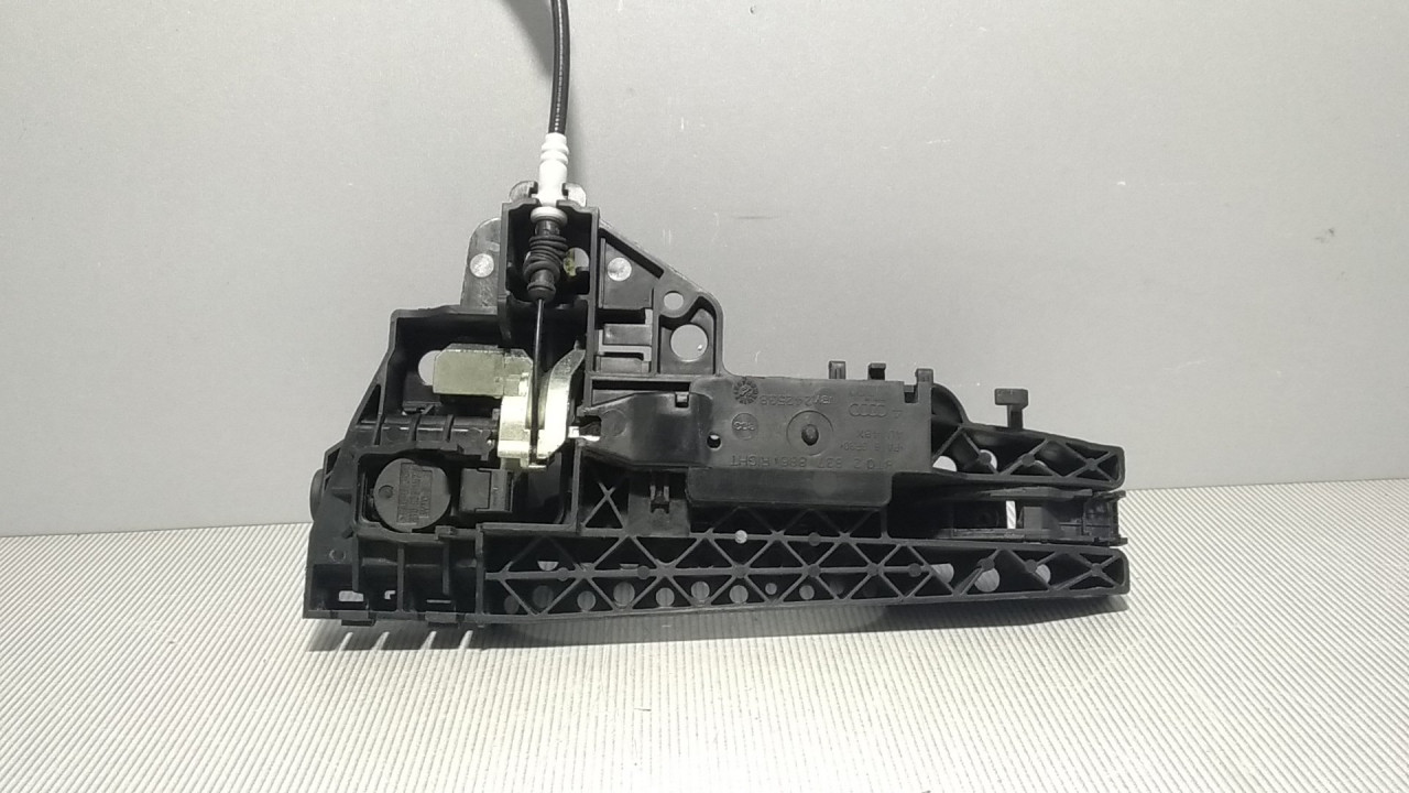 RUCKA VRATA AUDI A4 (B8) > 07-11 8T02837886
