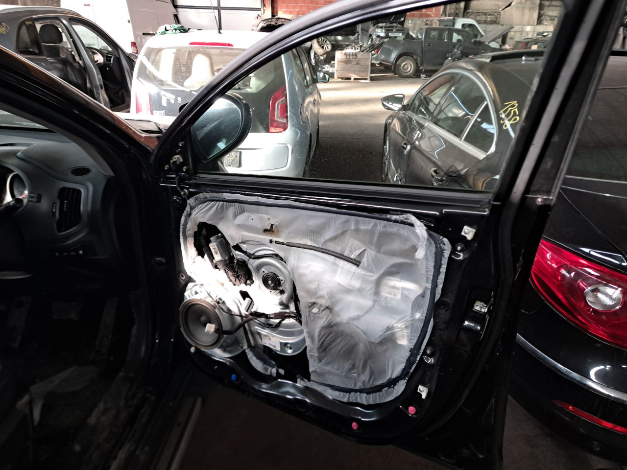 DIJELOVI VRATA KIA SPORTAGE > 11-15