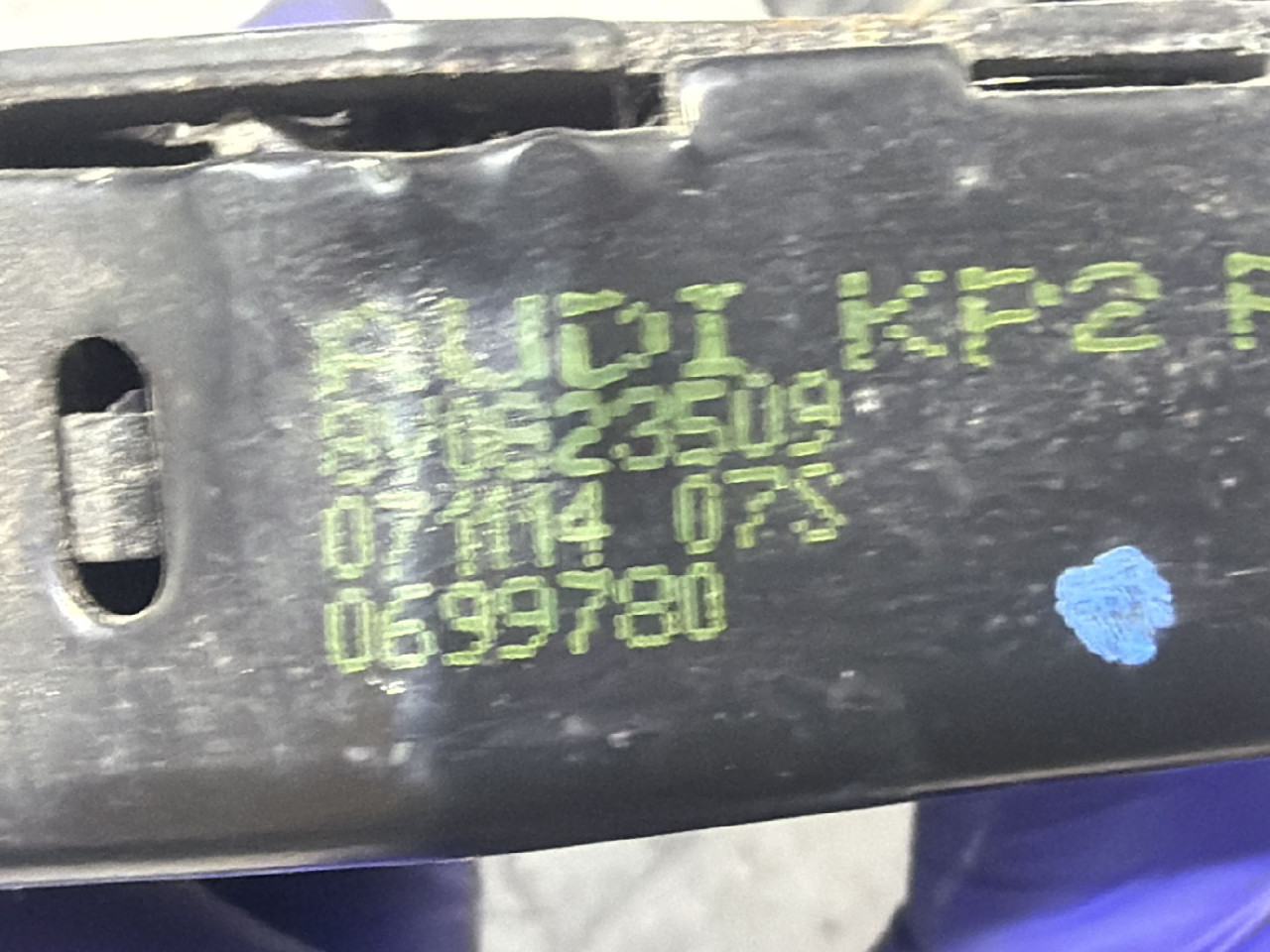 DIJELOVI BRAVA HAUBE AUDI A3 (8V1/8VA) > 12-16 8V0823509