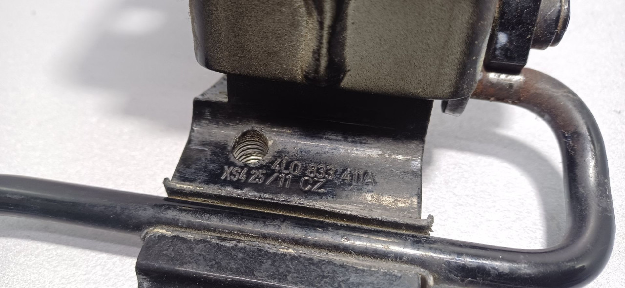 DIJELOVI BAGLAMA AUDI Q7 (4L) > 09-15 4L0833411A