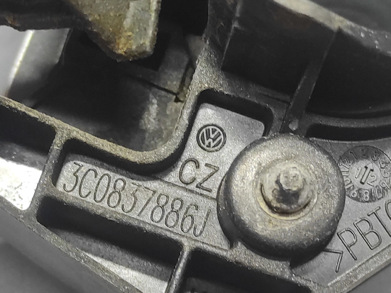 RUCKA VRATA VW PASSAT B7 > 10-14 3C0837886J