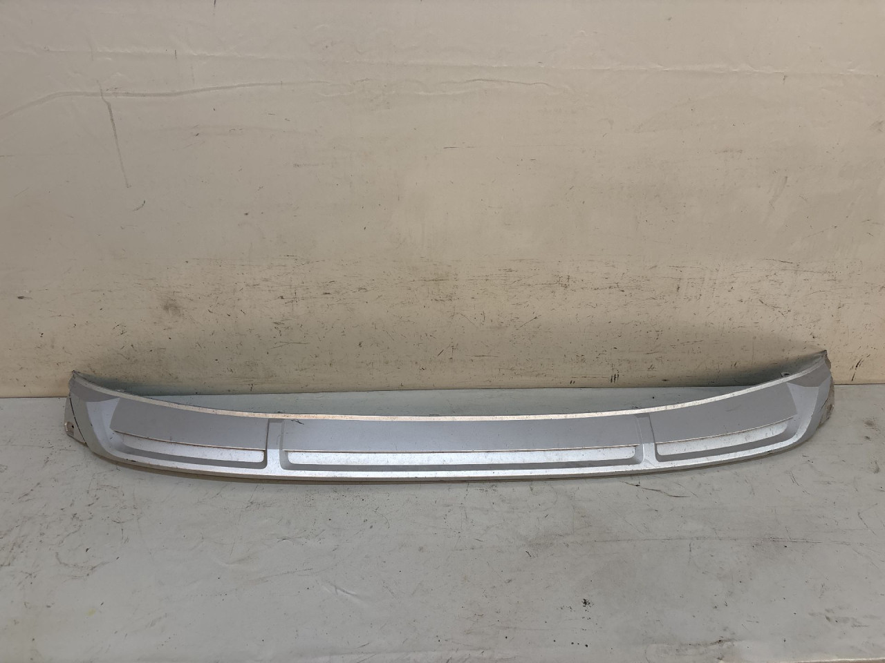 DIJELOVI SPOJLER AUDI E-TRON > 18- 4KE807733