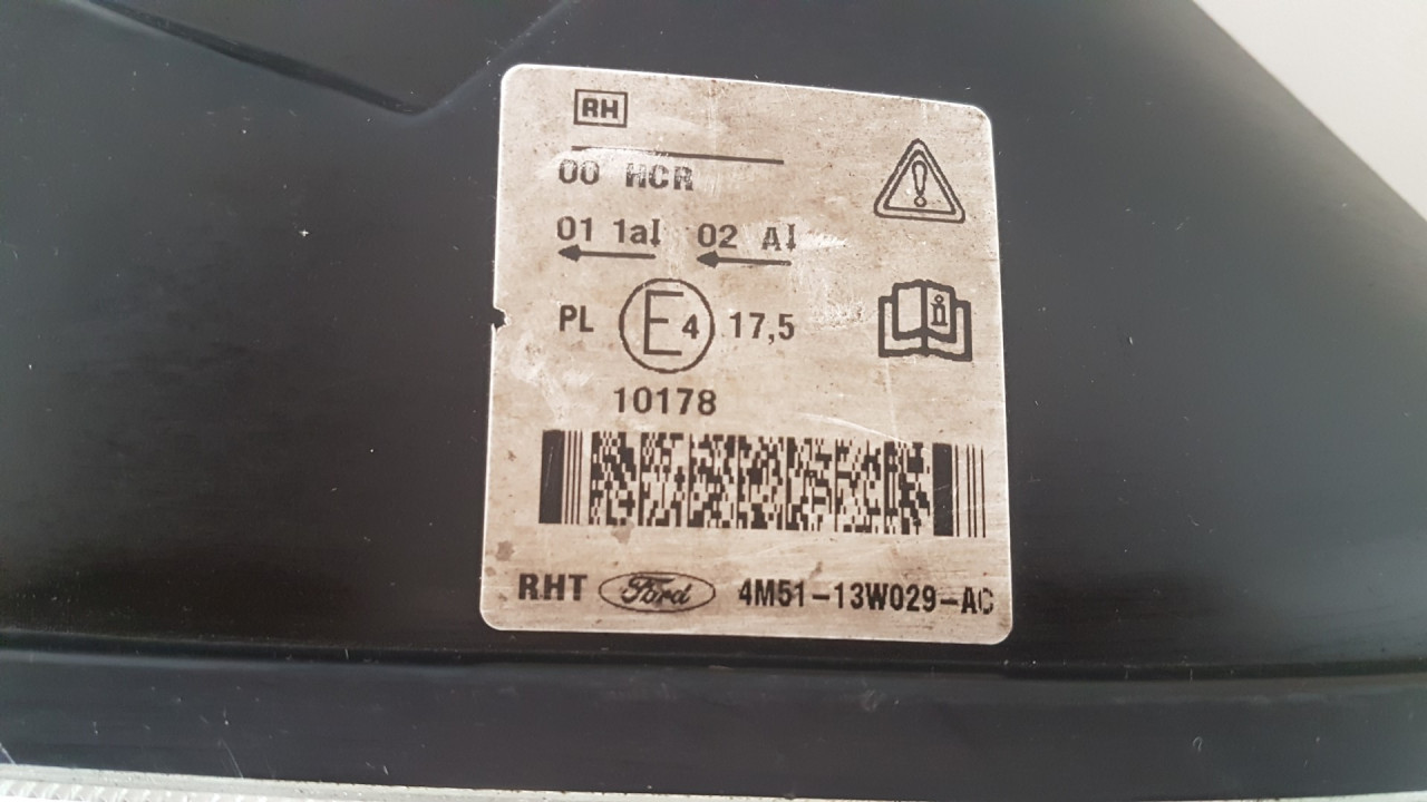 DIJELOVI FAR FORD FOCUS > 05-07 4M5113W029AC