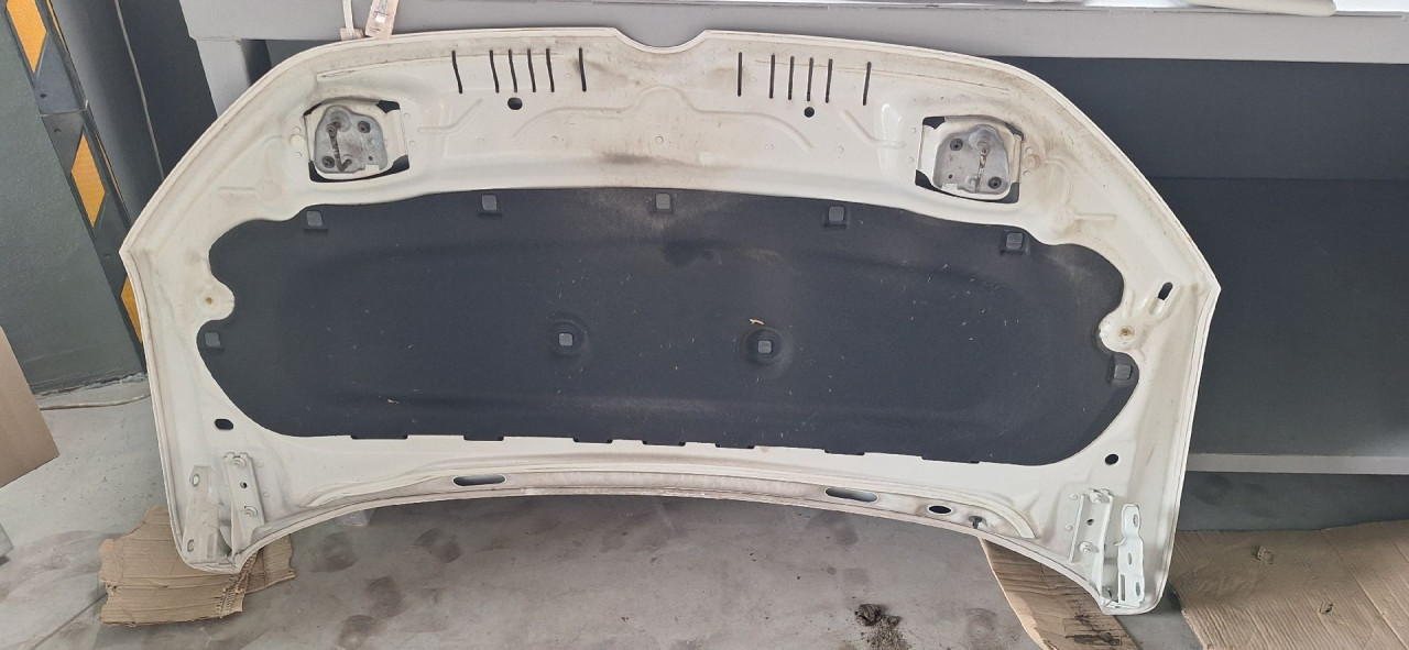 DIJELOVI HAUBA VW CADDY > 20- 2.0 2K7823033G