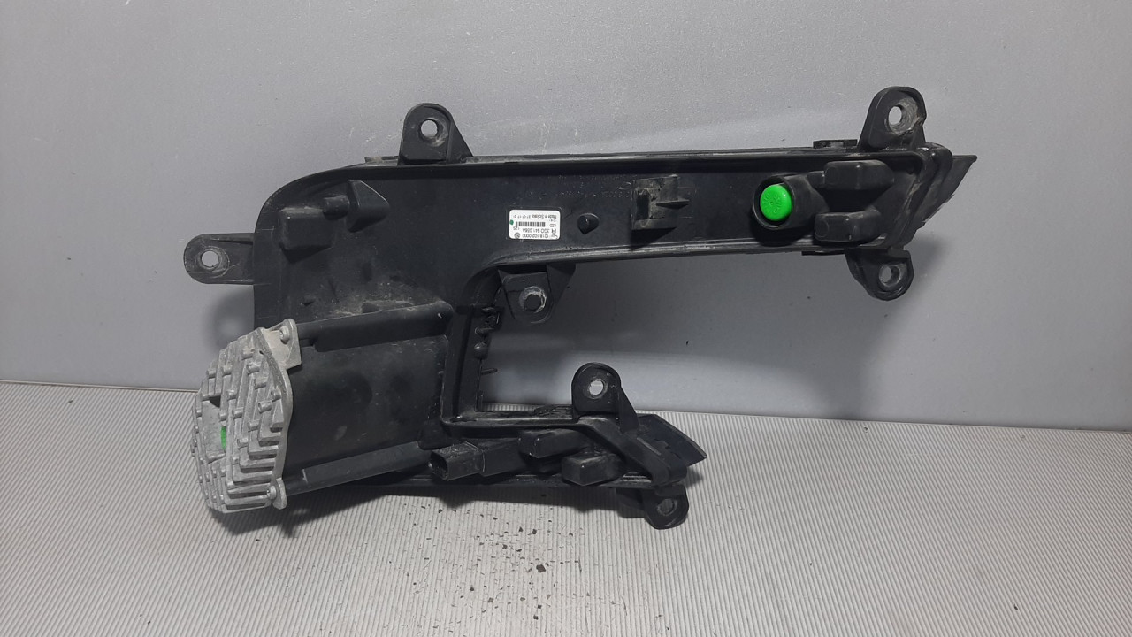 DNEVNO SVJETLO VW PASSAT B8 > 14- 3G0941056A
