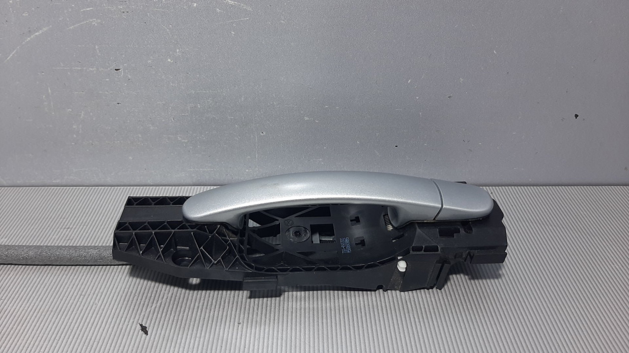 DIJELOVI RUCKA VRATA VW POLO > 09-14 5N0839885H