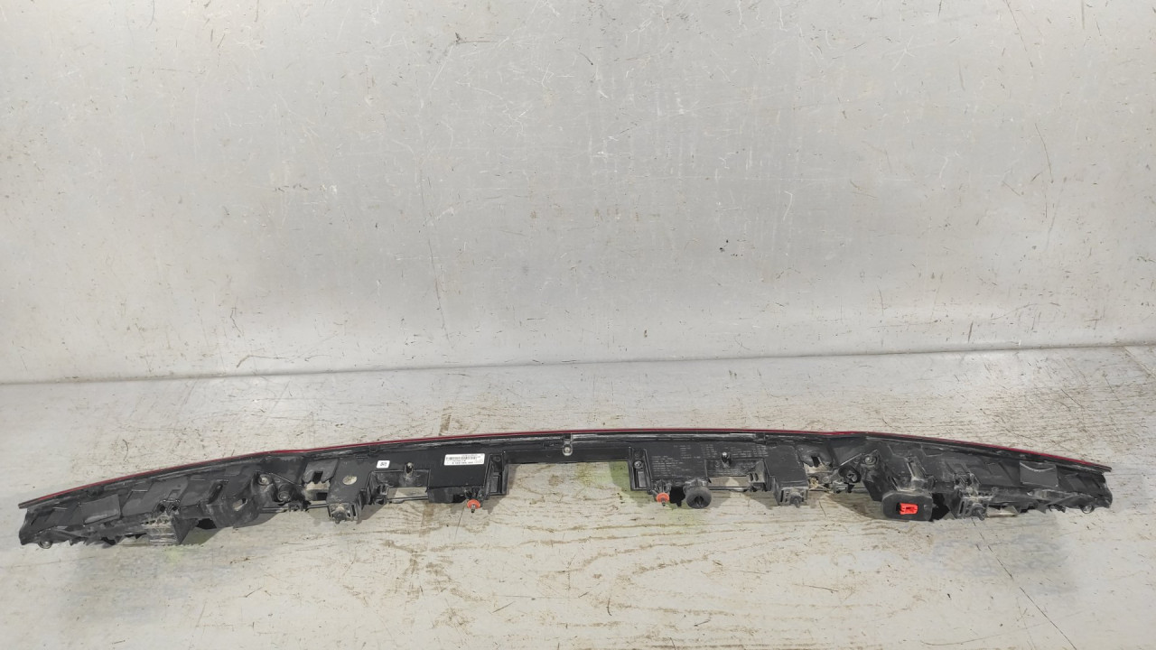 DIJELOVI STOP SVJETLO AUDI E-TRON > 18- 4KE945095B