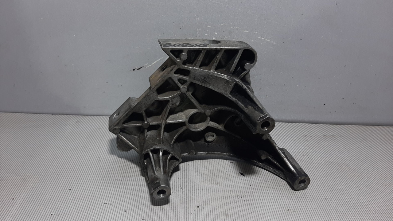 DIJELOVI NOSAC MOTORA AUDI A3 > 03-08 03G199207G