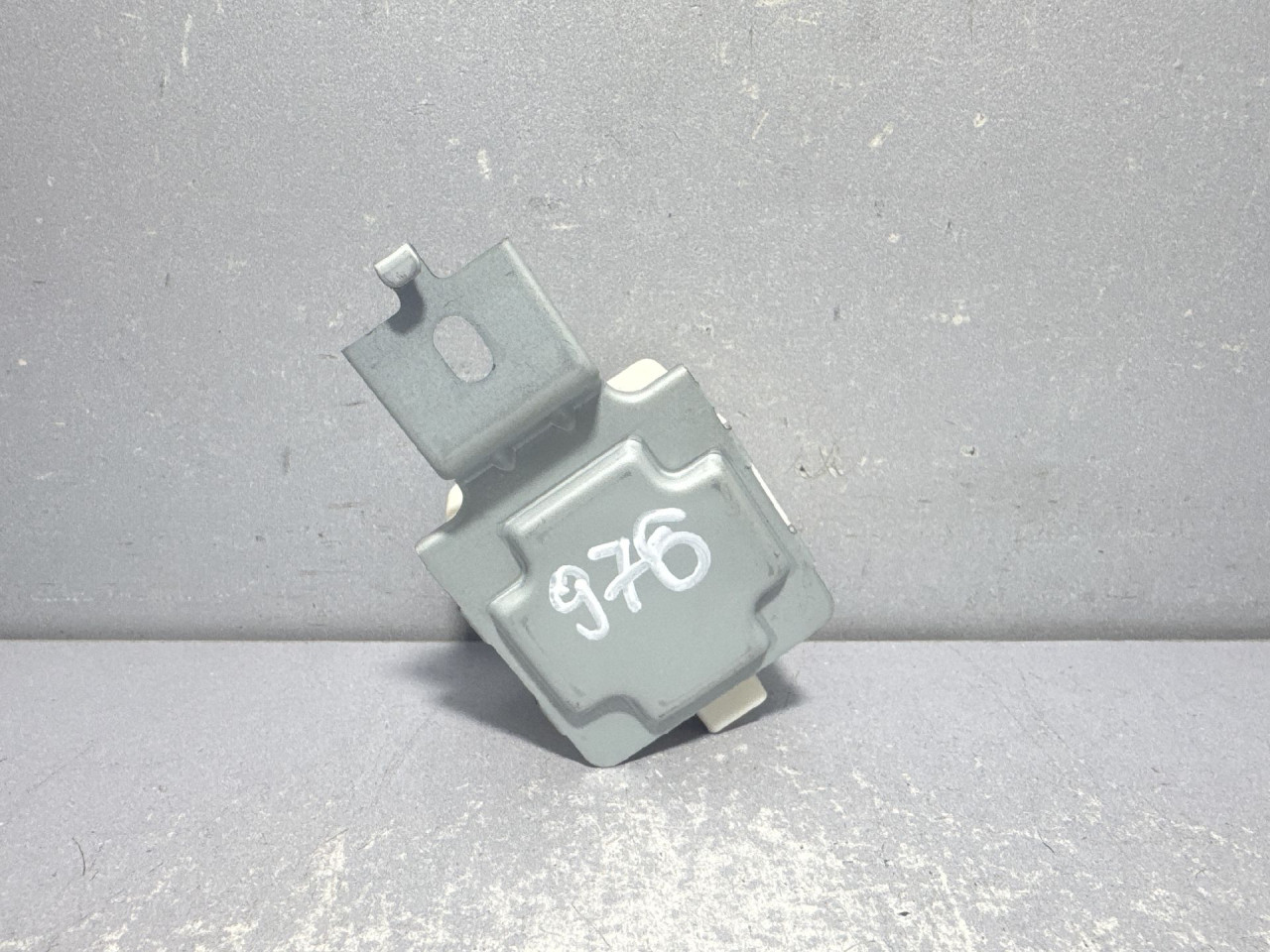 DIJELOVI ANTENA MAZDA 6 > 13-16 KD45675D4