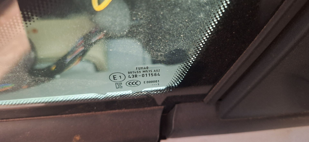 DIJELOVI STAKLO VW CADDY > 20- 2.0