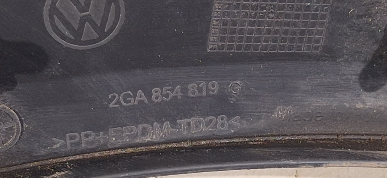 DIJELOVI RUB BLATOBRANA VW T-ROC > 17- 2GA854819G