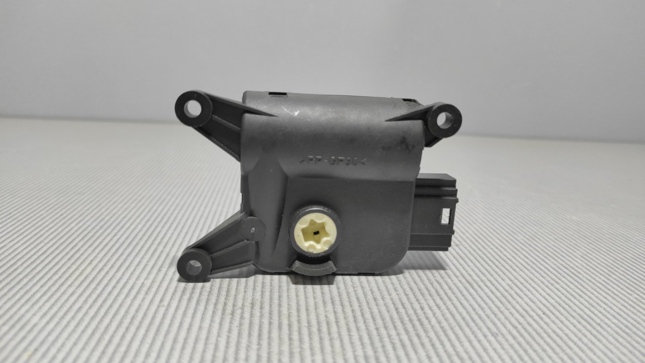 MOTORIC VENTILATORA VW PASSAT B6 > 05-10 3C0907511AM