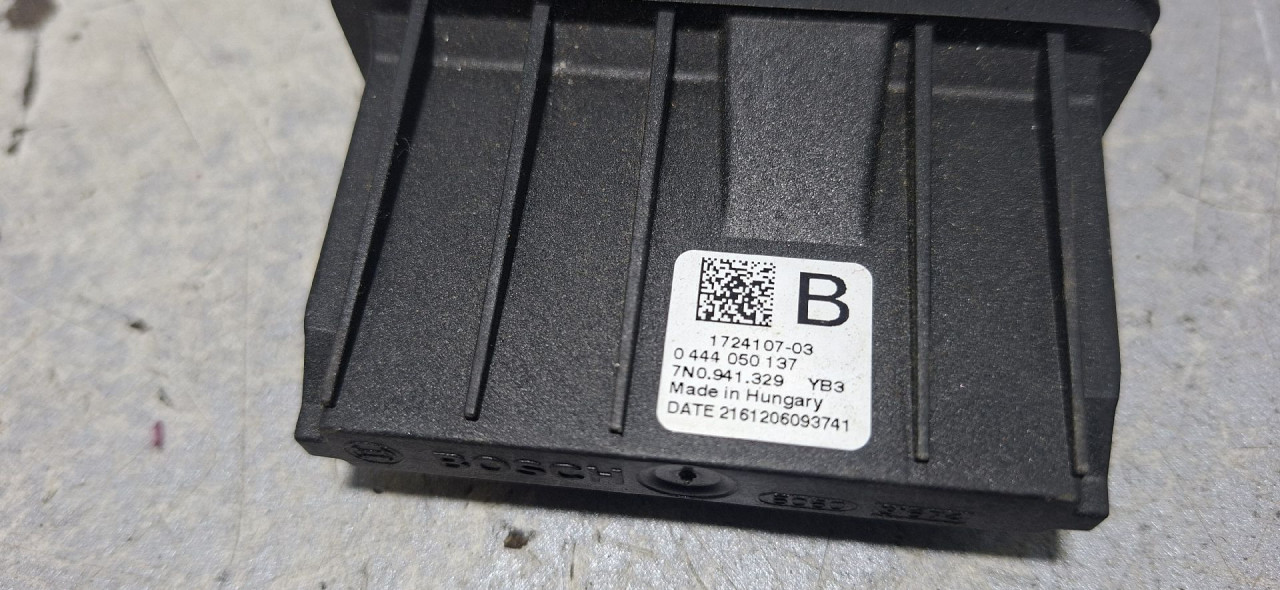 DIJELOVI ELEKTRONIKA MODUL SKODA YETI > 13- 2.0 7N0941329