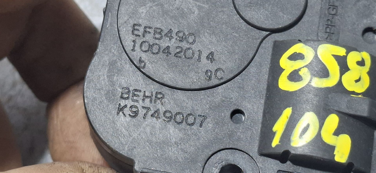 DIJELOVI MOTORIC KLAPNE AUDI A4 (B8) > 12-15 K9749007