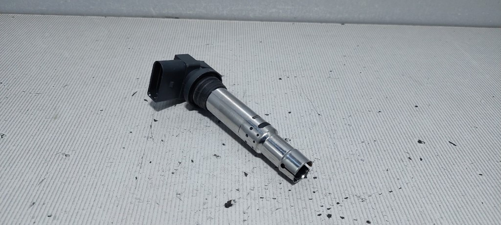 DIJELOVI BOMBINA VW PASSAT B6 > 05-10 036905715F