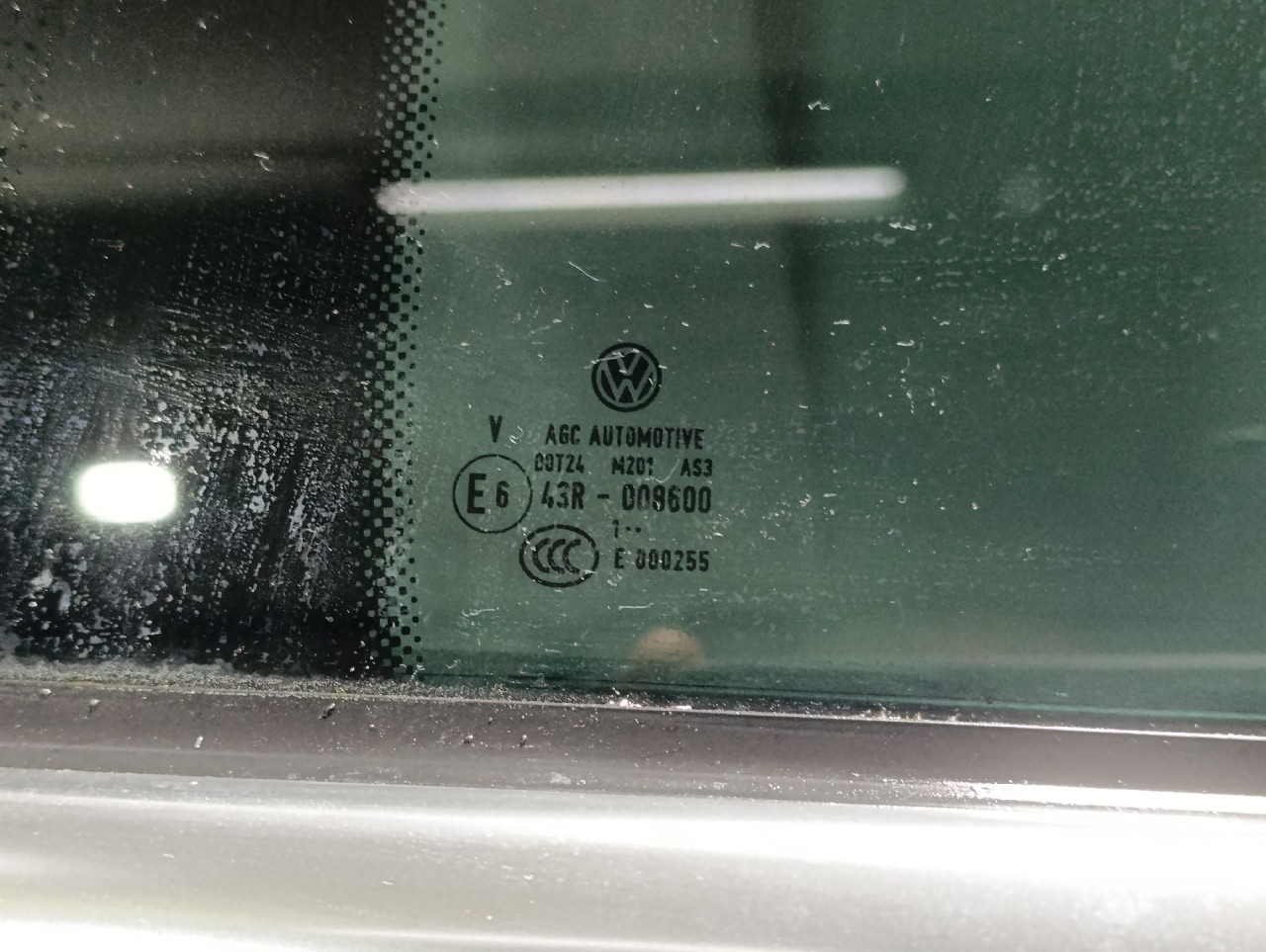 DIJELOVI STAKLO VW TIGUAN > 11-15