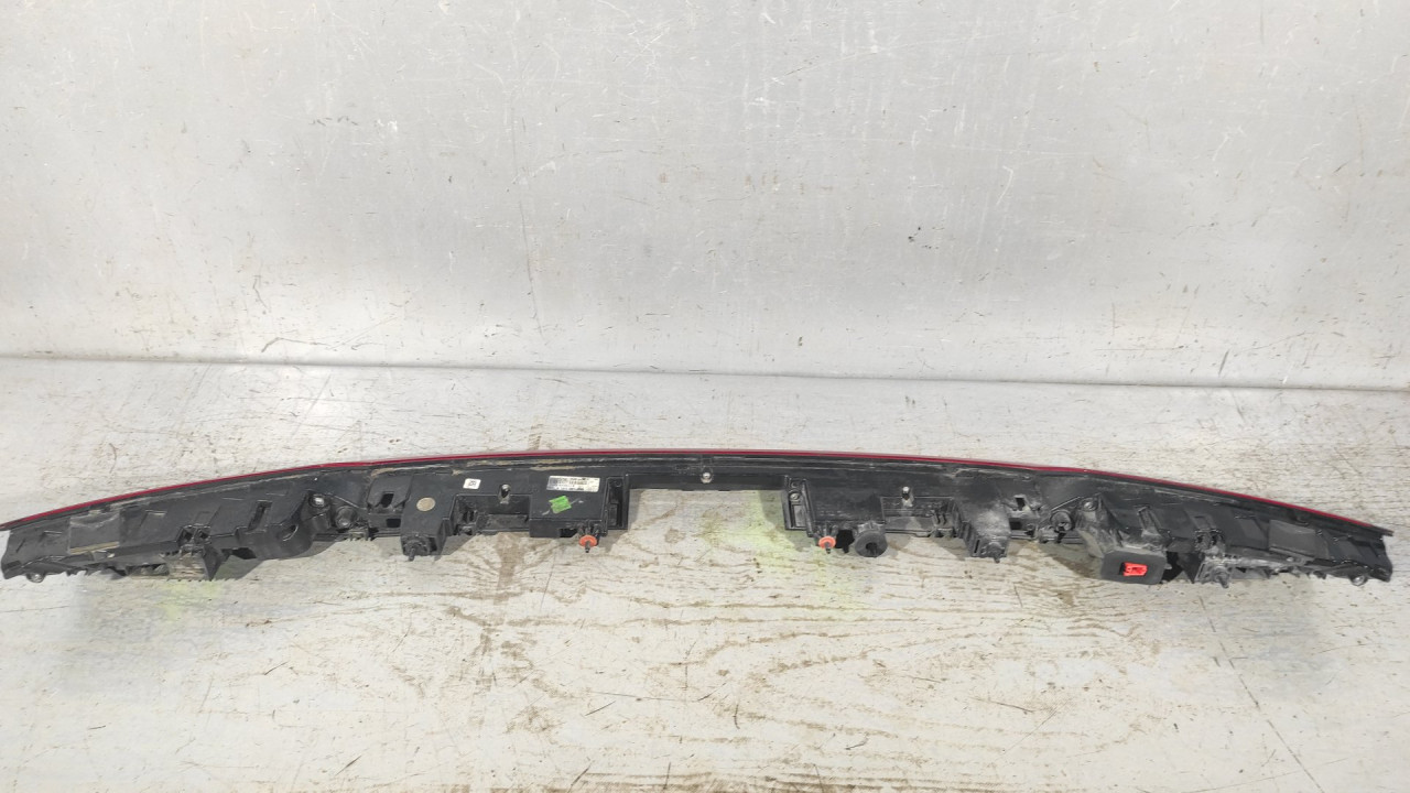 DIJELOVI STOP SVJETLO AUDI E-TRON > 18- 4KE945095B