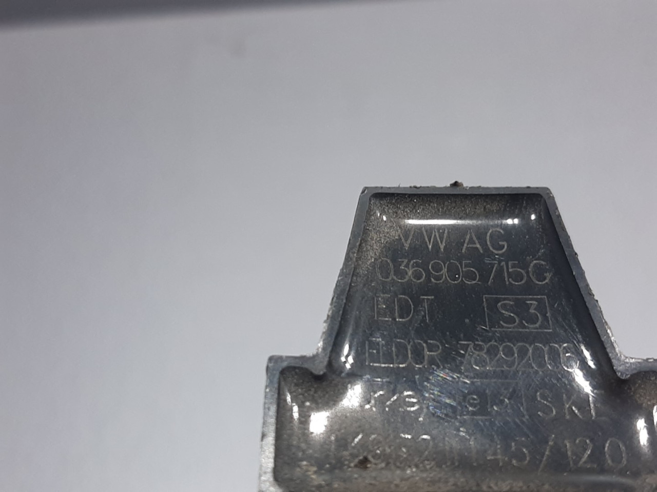 DIJELOVI BOMBINA SEAT ALTEA > 04-09 036905715C