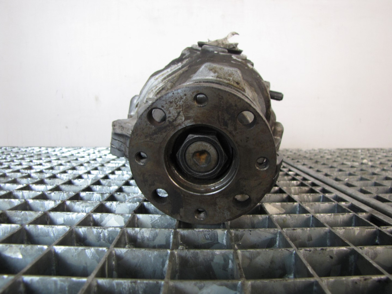 DIFERENCIJAL BMW SERIJA 5 (E60N/E61N) > 07-10 7563326
